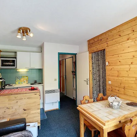 Apartment 2 Pieces 4 Pers, Ski Aux Pieds, Parking Gratuit, Quartier Des Bruyeres - Fr-1-178-31 *