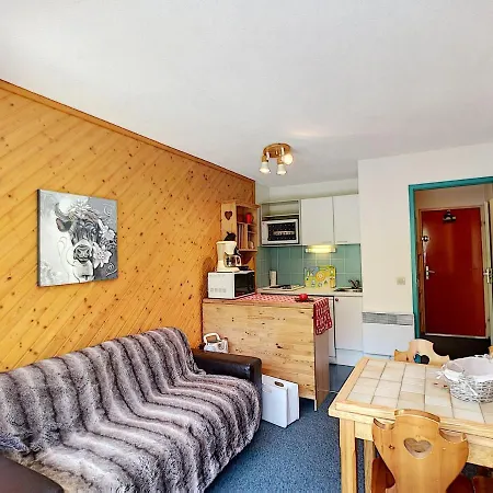 2 Pieces 4 Pers, Ski Aux Pieds, Parking Gratuit, Quartier Des Bruyeres - Fr-1-178-31 Apartment